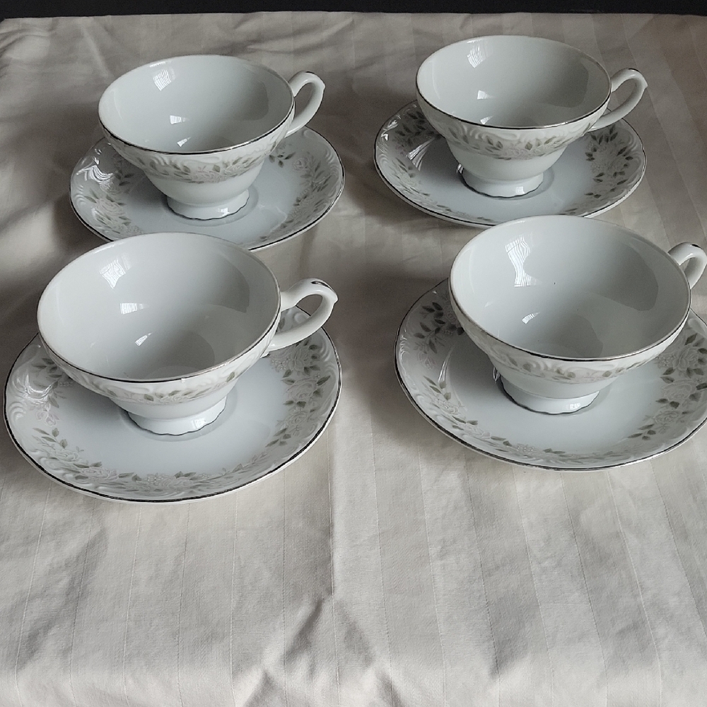 Sheffield Fine China tea cups and saucers for 4